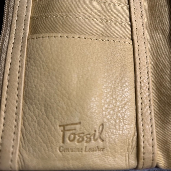 Fossil | Bags | Fossil Leather Bill Fold Wallet - Picture 5 of 12